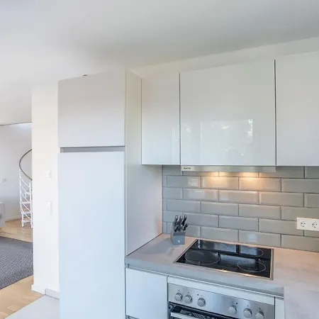 Au-villen Feudenheim S6, Penthouse Maisonette 2-4p