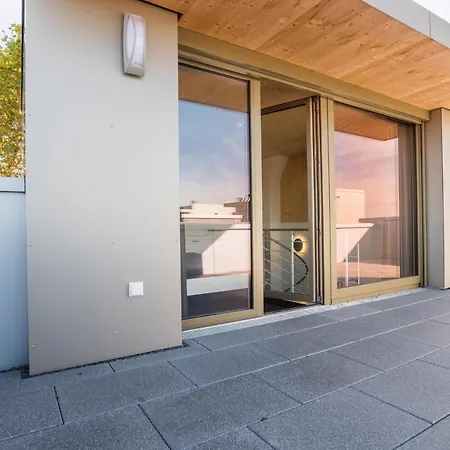 Au-villen Feudenheim S6, Penthouse Maisonette 2-4p * Mannheim