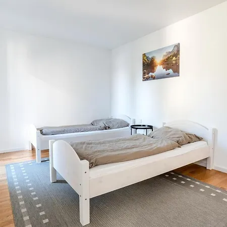 Apartment Au-villen Feudenheim S6, Penthouse Maisonette 2-4p